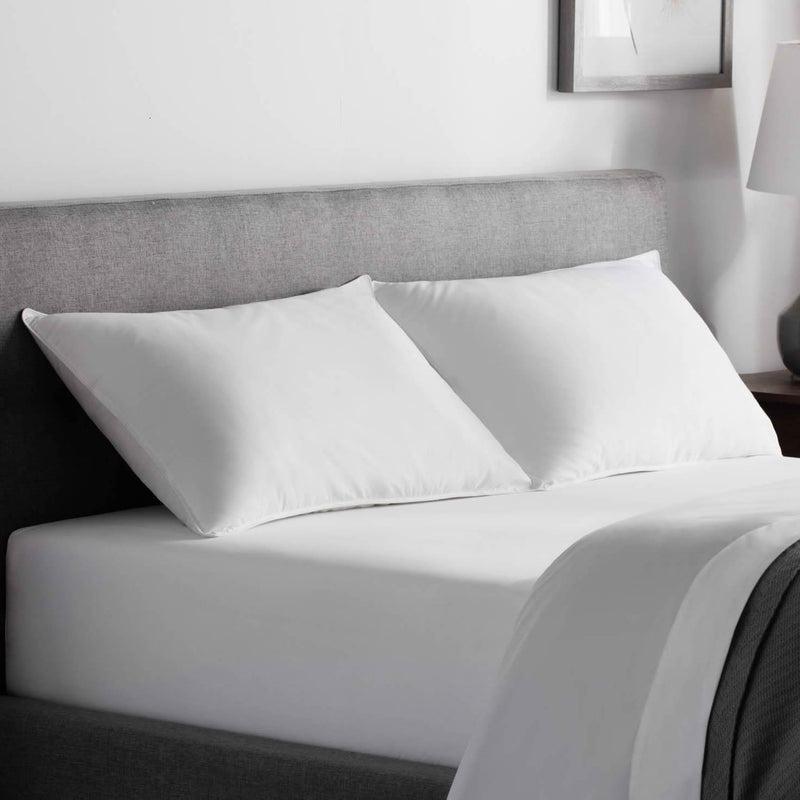  Weekender Weekender Compressed Standard Bed Pillow GZSS02HF IMAGE 1