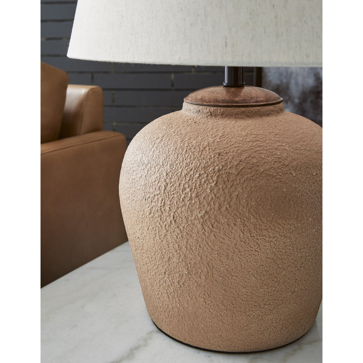 Signature Design by Ashley Scantor L207464 Metal Table Lamp