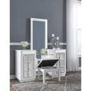 Signature Design by Ashley Chalanna B822B7 Vanity with Mirror IMAGE 6