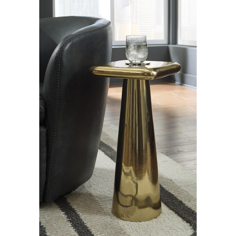 Signature Design by Ashley Dallenburg A4000717 Accent Table IMAGE 3